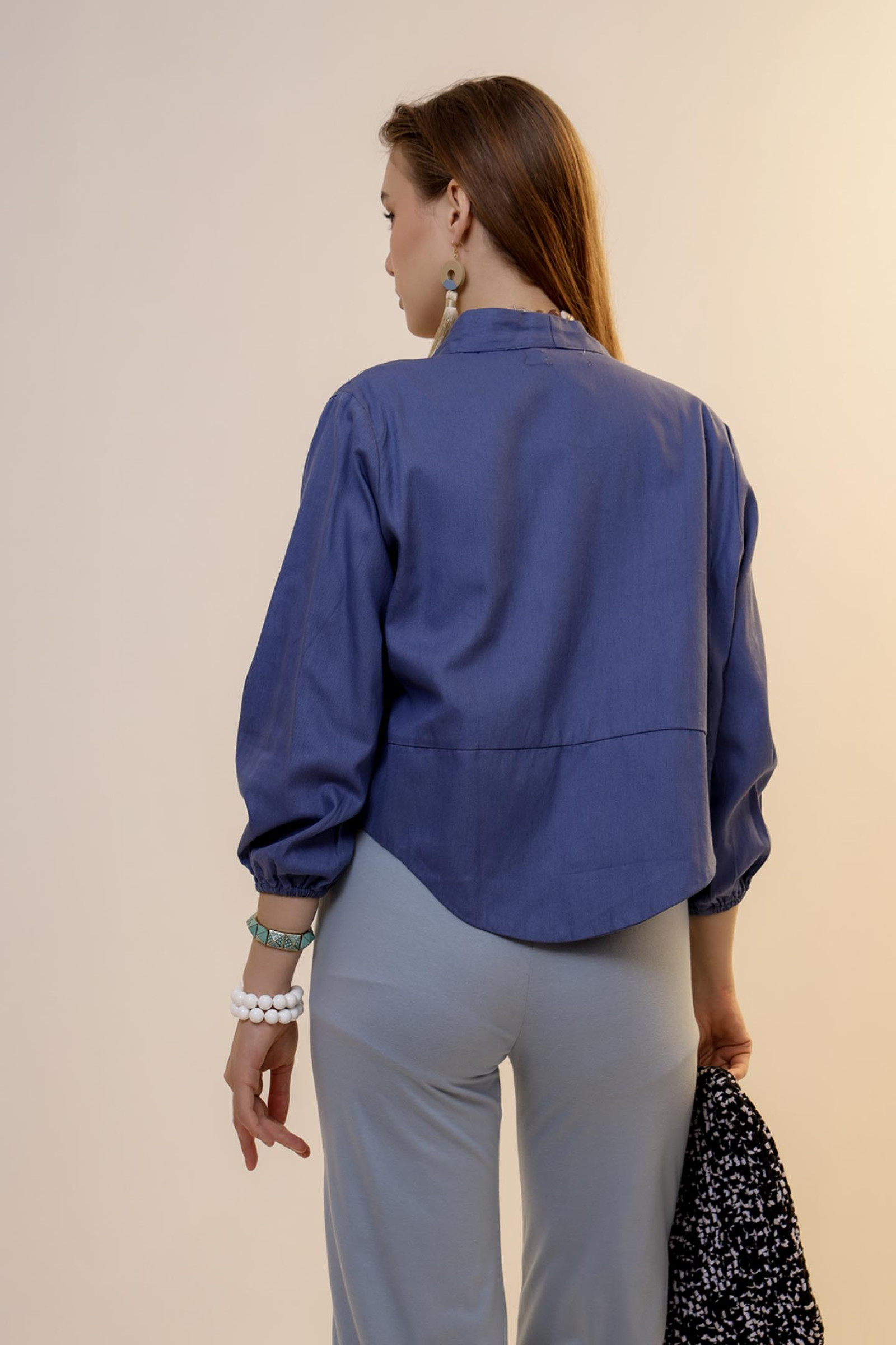 Friya Outer | Hava Indonesia